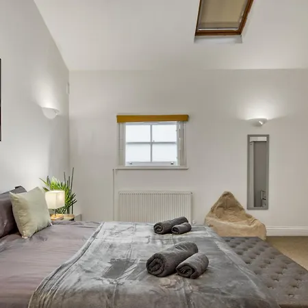 Vibrant 2-Bed By Bow Apartment London Exterior photo